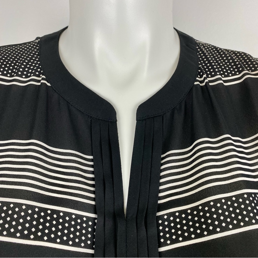 Chico’s Black & White Striped Tank Top Blouse Lightweight Sheer L - Picture 2 of 11